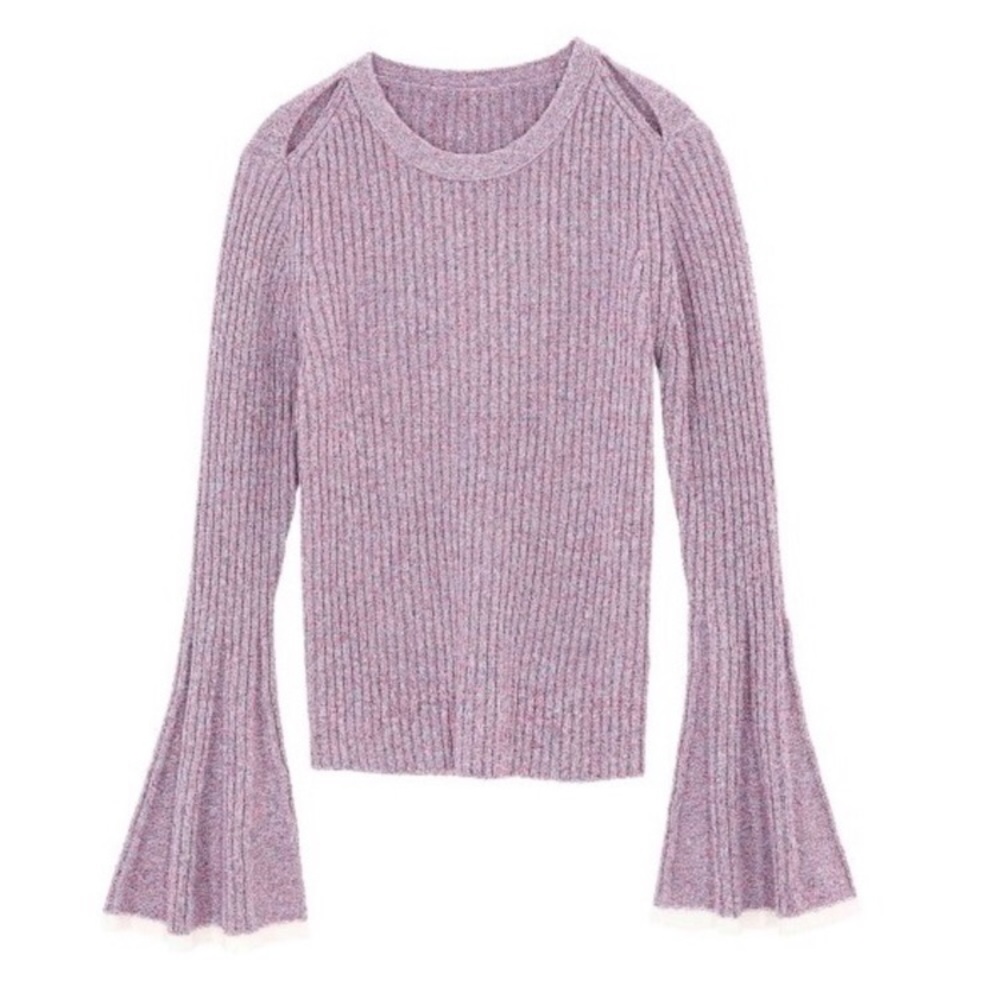 Closet clear out!! Mo&Co Bell Sleeve Knit